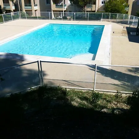 Apartment Les Avignon 55 M² + Terrasse *